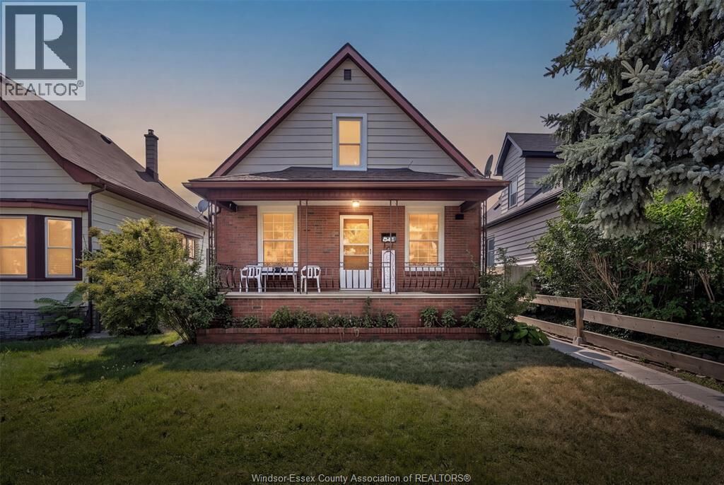 Property Photo: 841 Pierre Avenue ON N9A 2K6