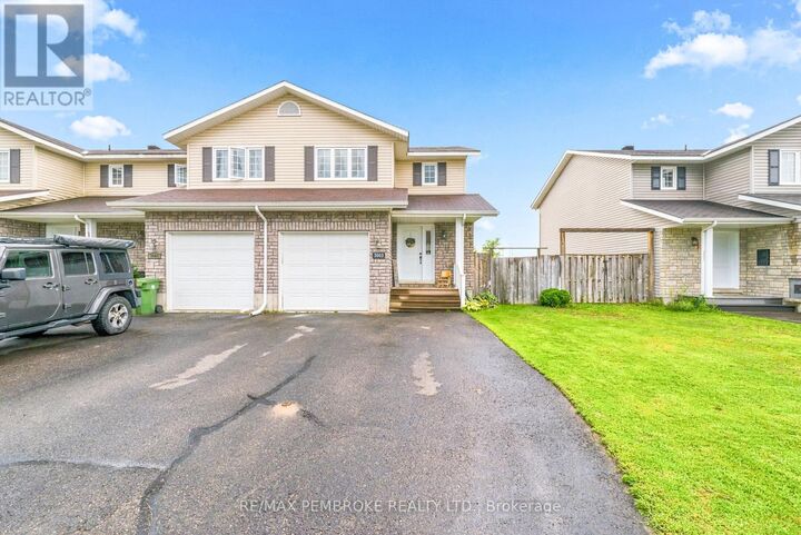 Property Photo: 3003 Sandstone Crescent ON K8H 0B2