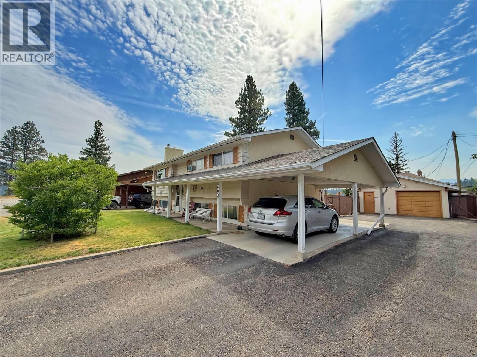 Property Photo:  483 Palmer Street  BC V0X 1W0 