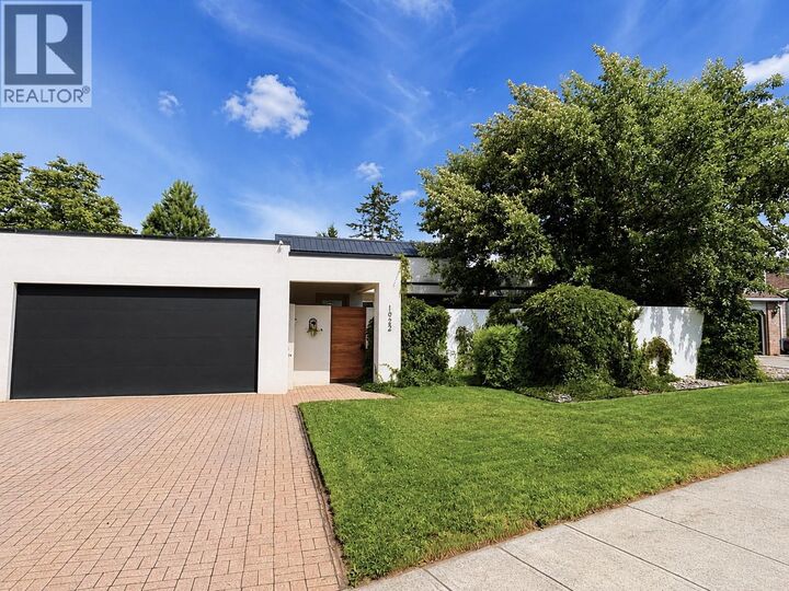 Property Photo:  1922 Glen Gary Drive  BC V2E 1R4 