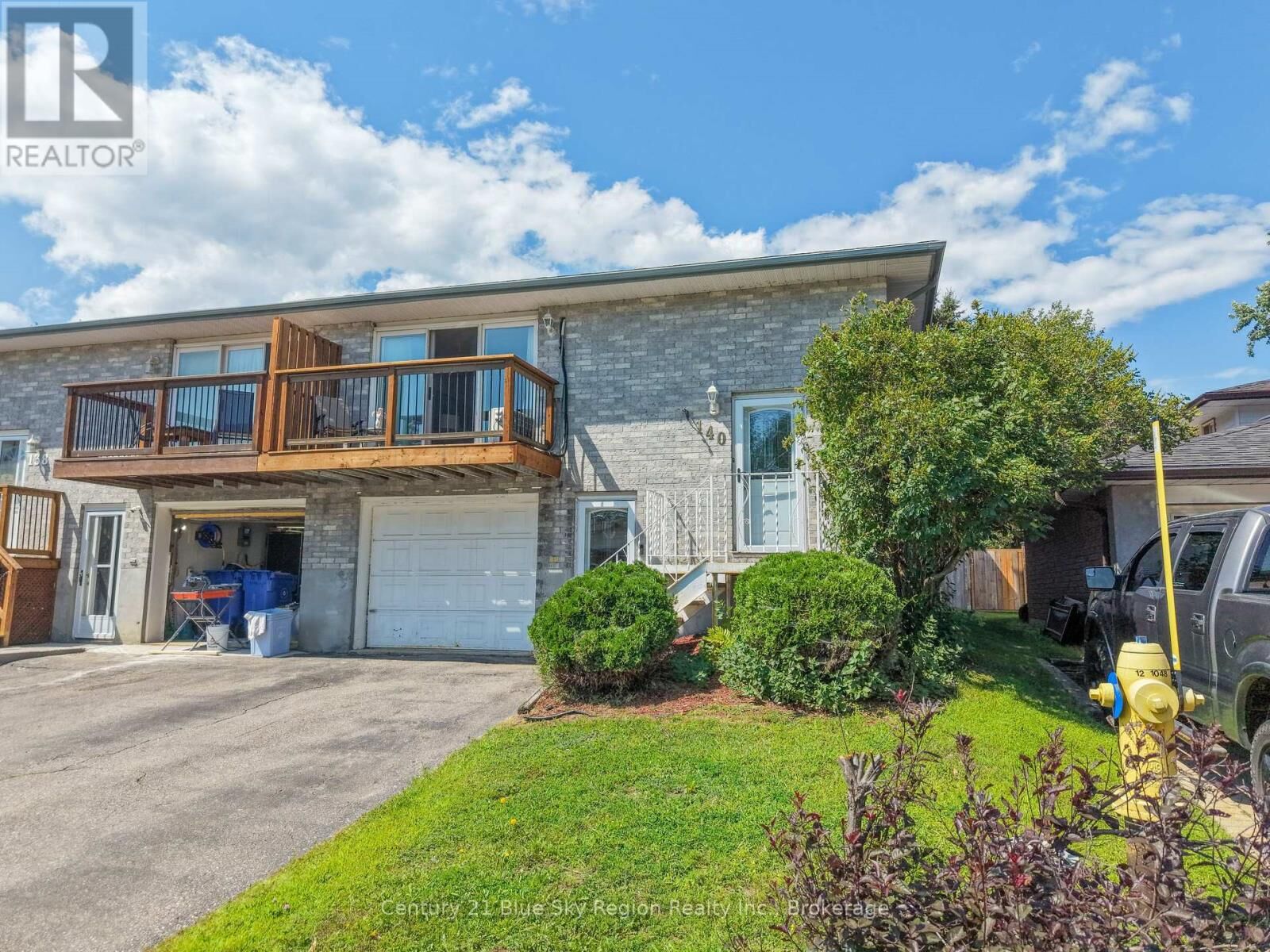 Property Photo: 140 Massey Drive ON P1A 4G4