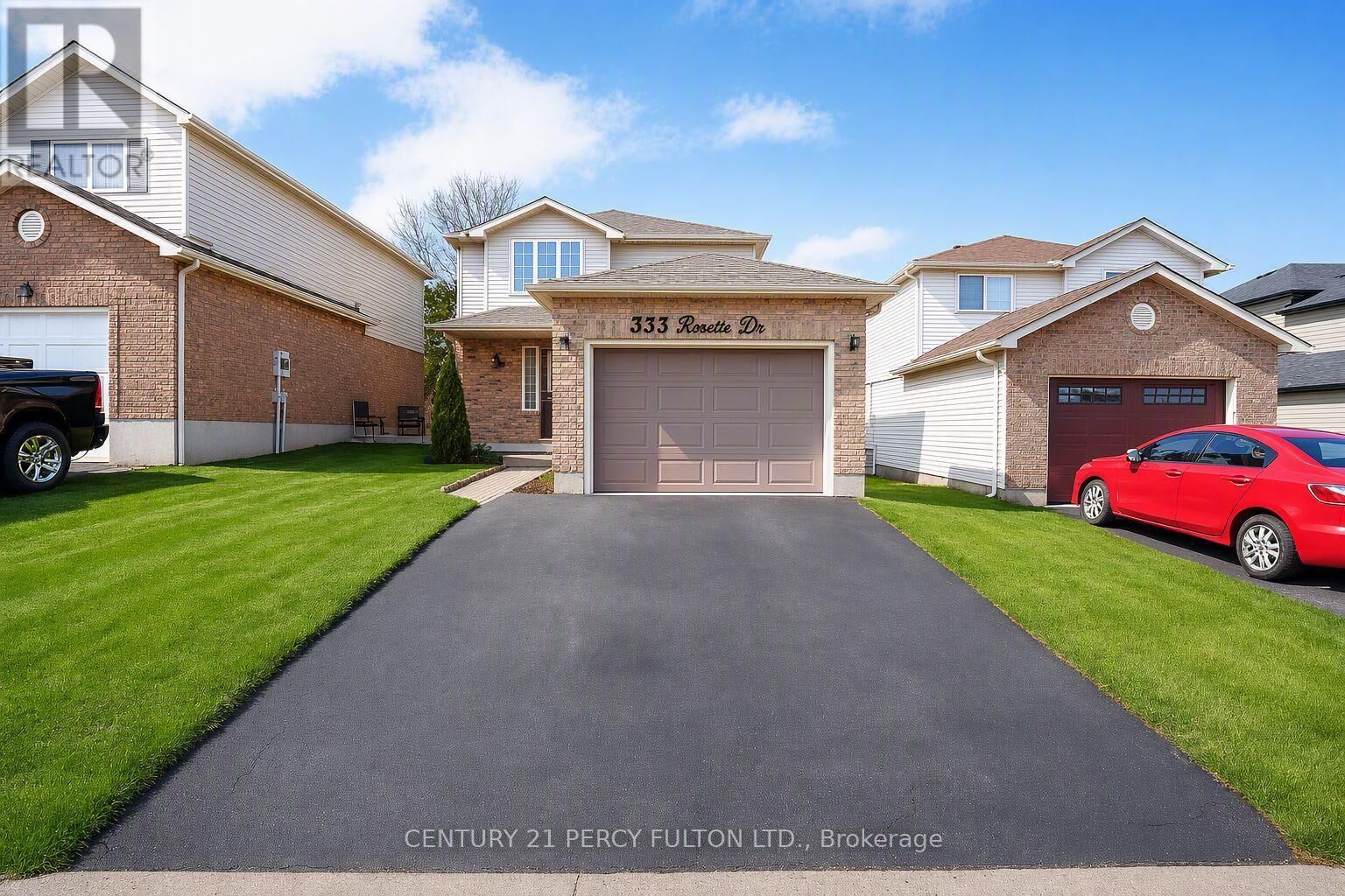 Property Photo: 333 Rosette Drive ON N2K 3W7