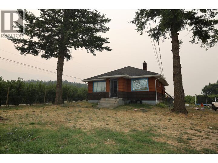 Property Photo: 2737 Erickson Road BC V0B 1G1