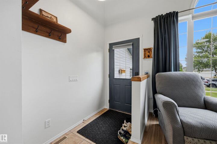 Property Photo:  313 Davenport Drive  AB T8H 1W8 