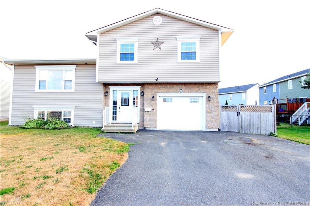 Property Photo: 8 Hallihan Drive NB E2V 0C5