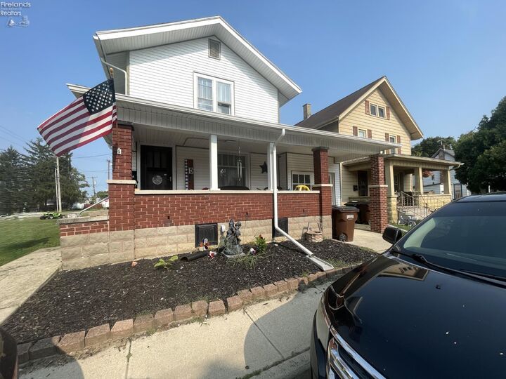Property Photo:  25 Maple Street  OH 44883 