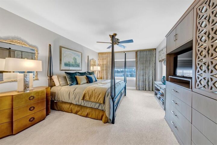 Property Photo: 3435 Kingsboro Road NE 1301 GA 30326