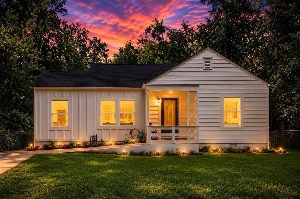 Property Photo: 2130 Donald Lee Hollowell Parkway NW GA 30318