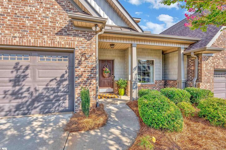 Property Photo: 210 Bay Laurel Way SC 29681
