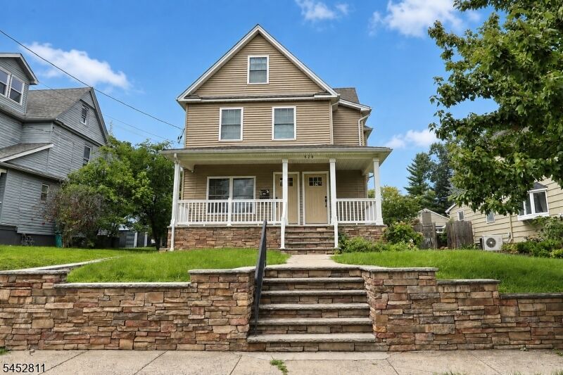 Property Photo:  528 Cumberland St B  NJ 07090 