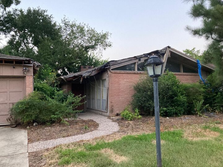 Property Photo:  10310 Metronome Drive  TX 77043 