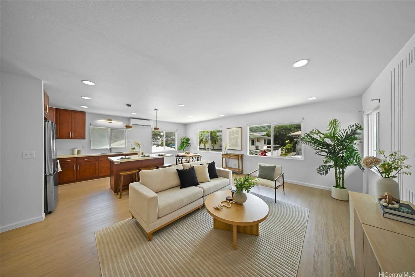 Property Photo:  1633 10th Avenue Apt B  HI 96816 