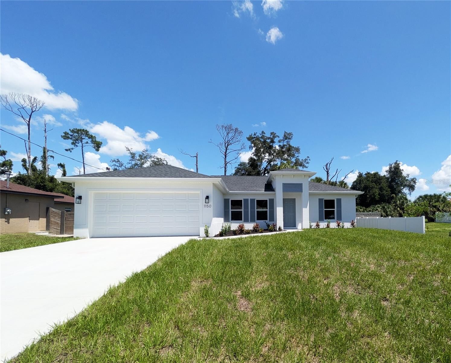 Property Photo:  1150 Talhem Avenue  FL 34288 