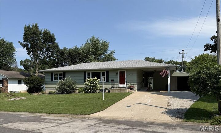 Property Photo:  1325 Springdale Street  MO 65265 