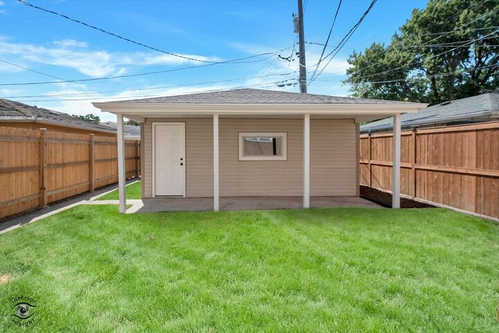 Property Photo: 5244 S Tripp Avenue IL 60632
