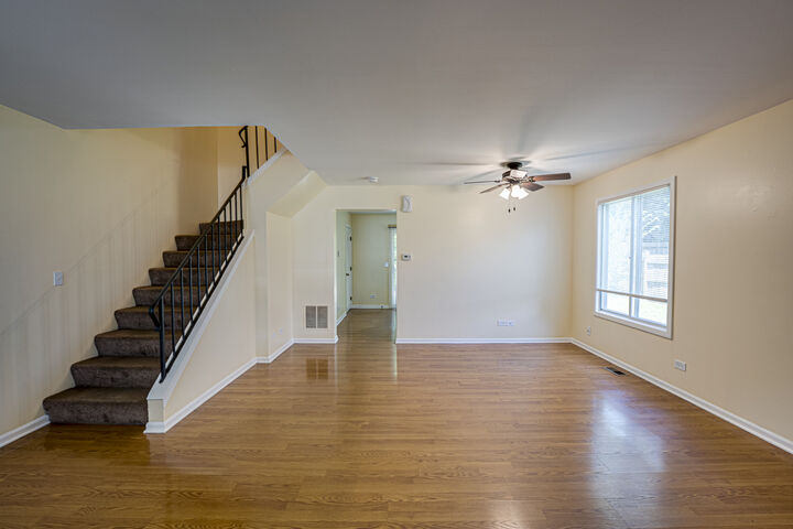 Property Photo:  1130 Brockton Court 1130  IL 60504 