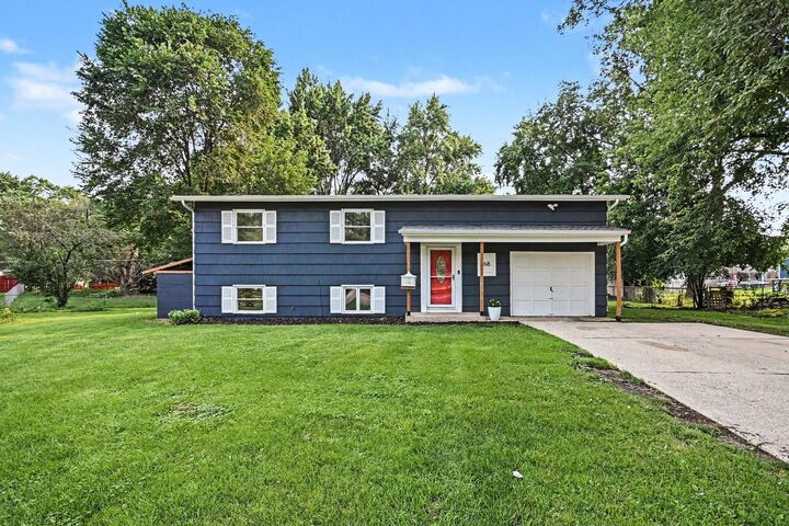 Property Photo: 68 Marnel Road IL 60538