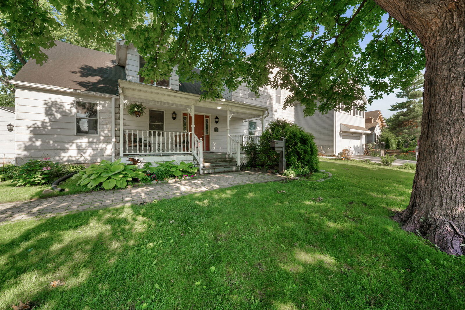 Property Photo:  707 Glenshire Road  IL 60025 