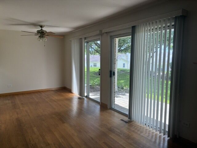 Property Photo:  2857 Meadow Lane A  IL 60193 