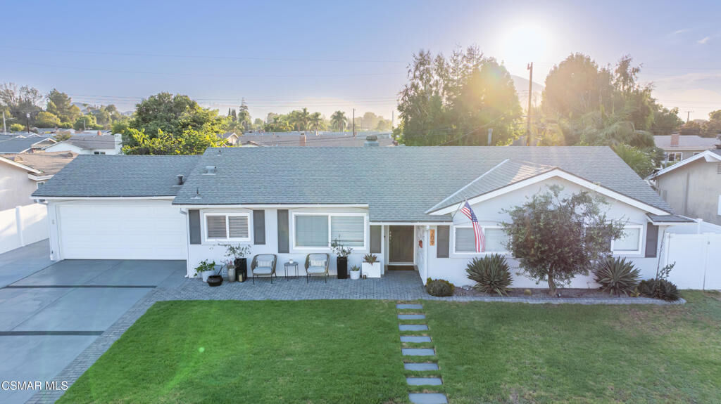 Property Photo:  209 Cathy Drive  CA 91320 