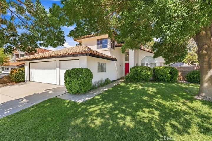 Property Photo: 40060 Castana CA 93551