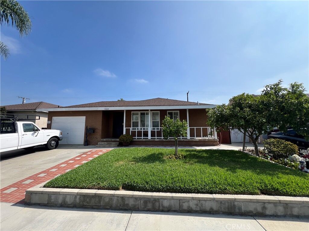 Property Photo:  9219 Danbridge  CA 90660 