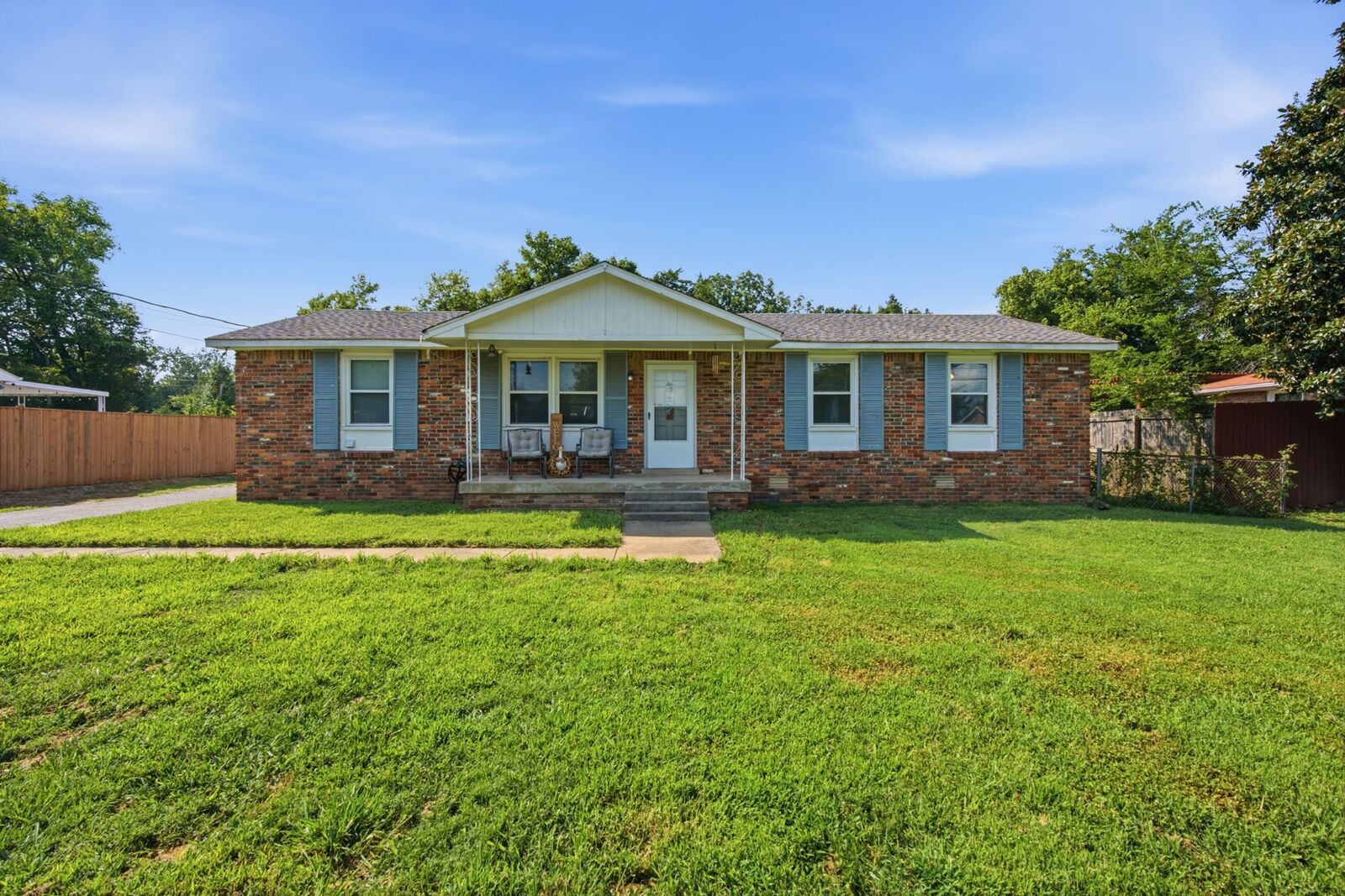 Property Photo: 6539 Longview Dr TN 37129