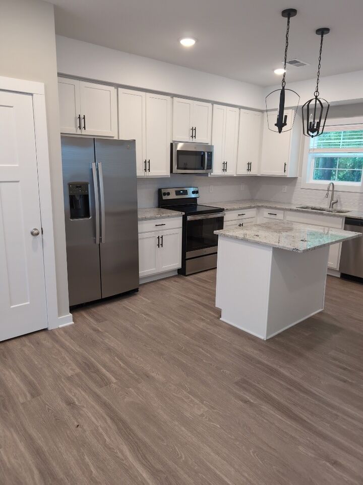 Property Photo:  338 Honeycomb Ct  TN 37040 