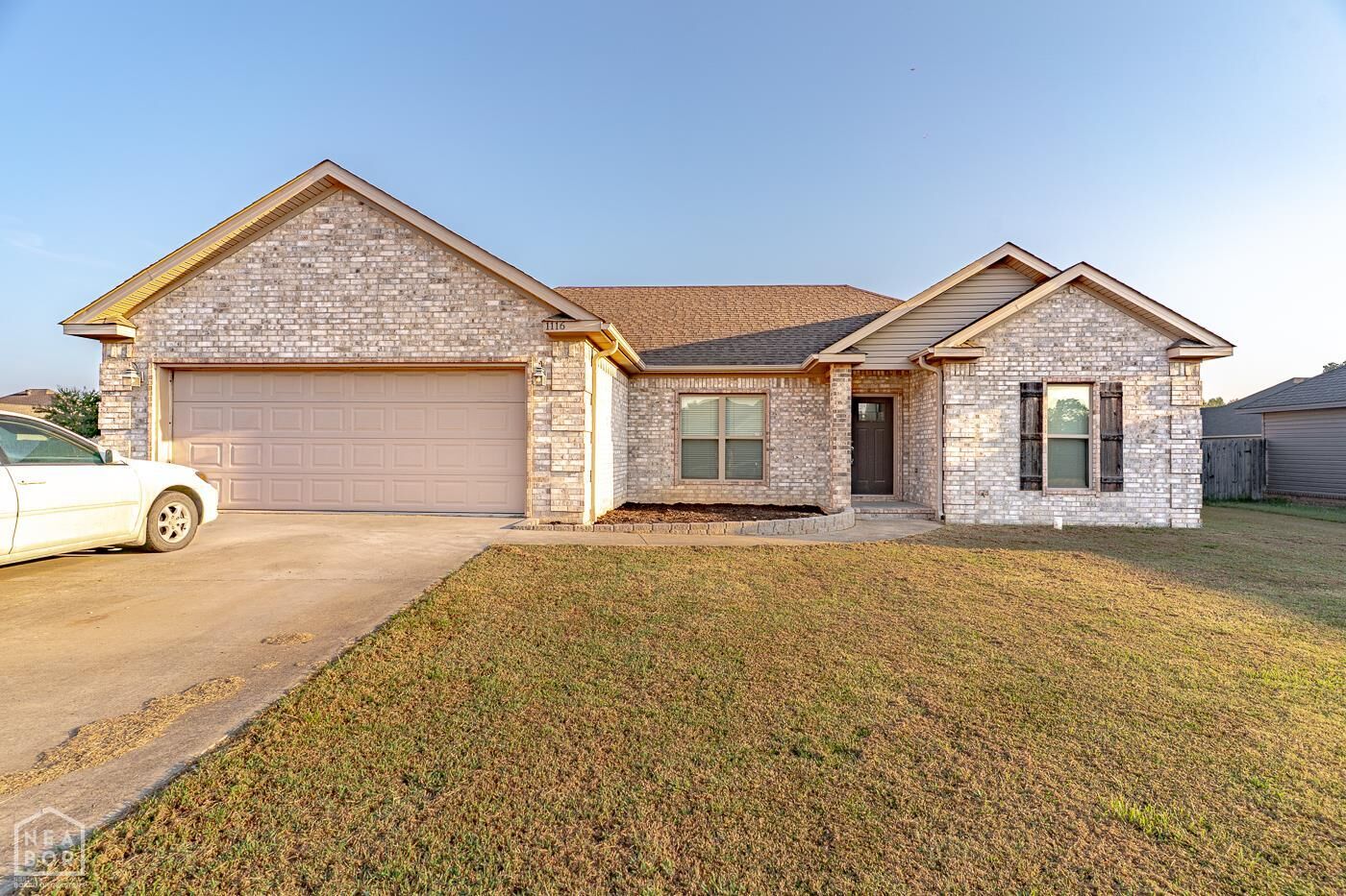 Property Photo:  1116 Gregory Court  AR 72405 