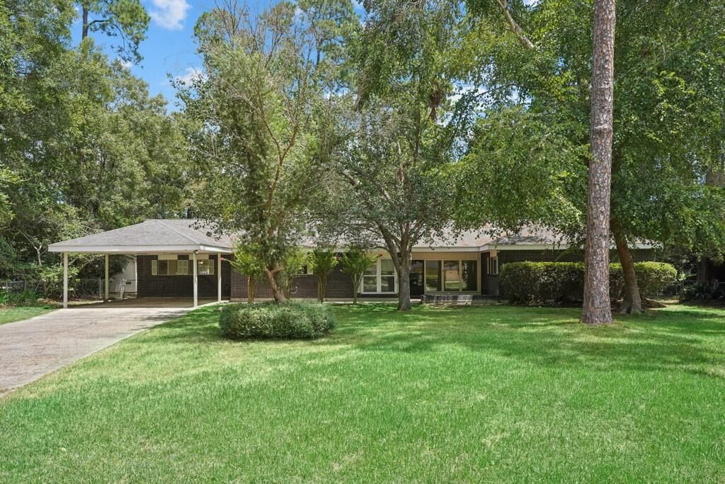 Property Photo:  315 Margon Court  LA 70458 