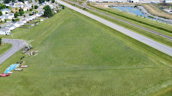 Property Photo: 4020 35th Avenue S MN 56560