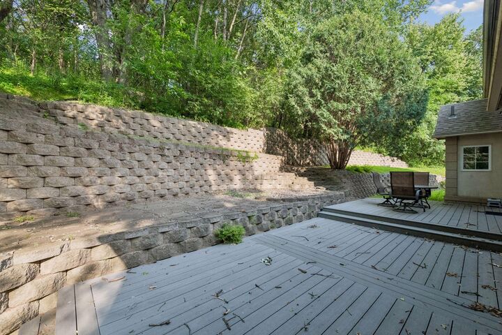 Property Photo:  3215 Hazelwood W  MN 55391 