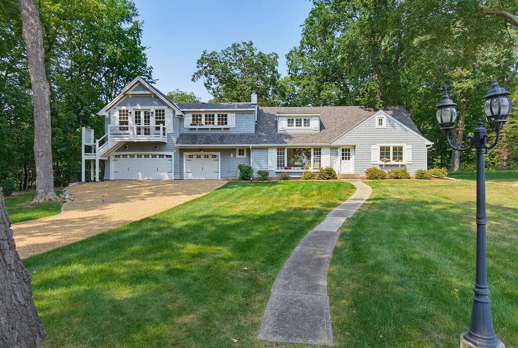 Property Photo: 2615 Shadywood Road MN 55331
