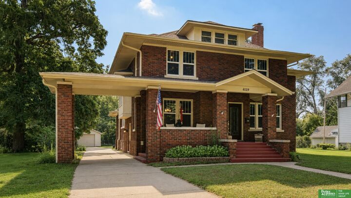 Property Photo: 6129 Florence Boulevard NE 68110
