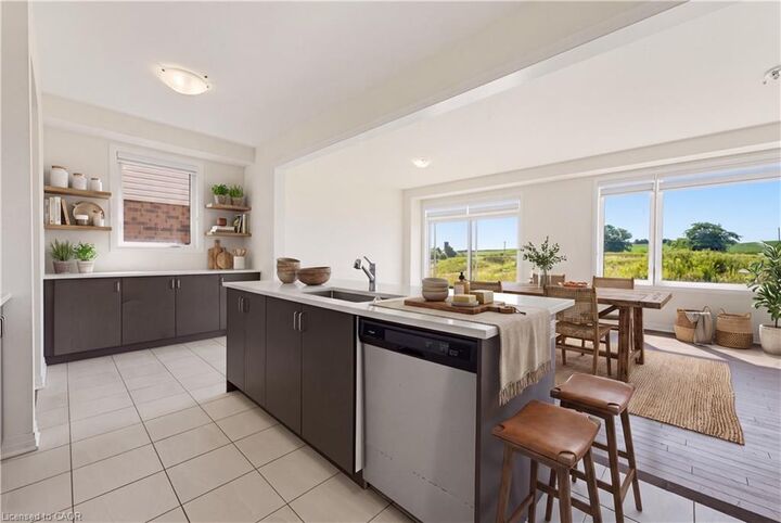 Property Photo: 125 Leslie Davis Street ON N0B 1E0