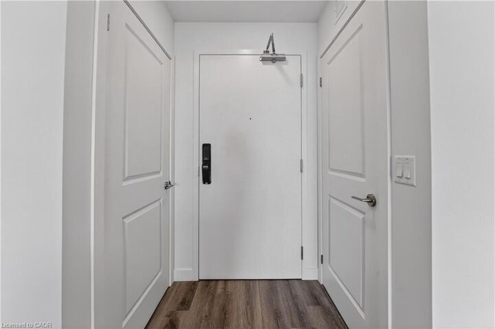 Property Photo:  461 Green Road 304  ON L8E 0L5 