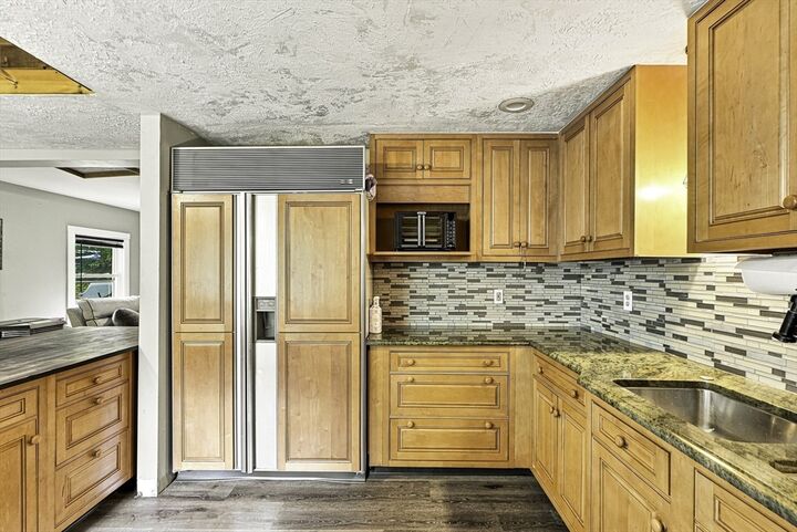 Property Photo: 188 Maple St MA 01516