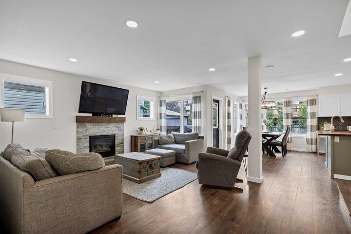 Property Photo:  322 Tuscany Drive NW  AB T3L 2W6 