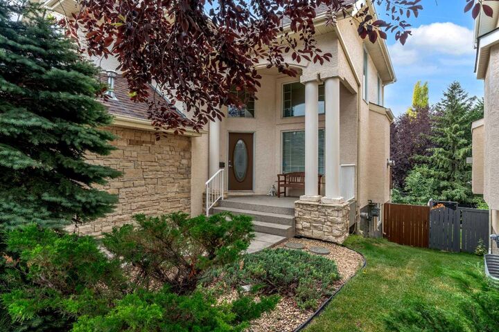 Property Photo:  11 Tuscany Ridge Park NW  AB T3L 2H7 