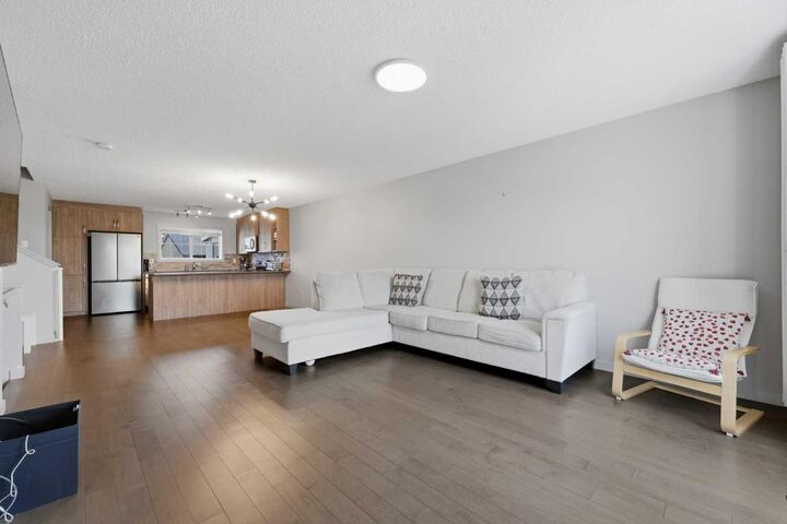 Property Photo:  334 Legacy Village Way SE  AB T2X 0Y9 