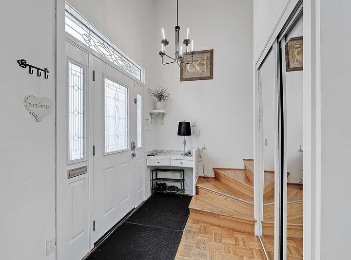 Property Photo:  247 Simons Road NW  AB T2K 2X4 