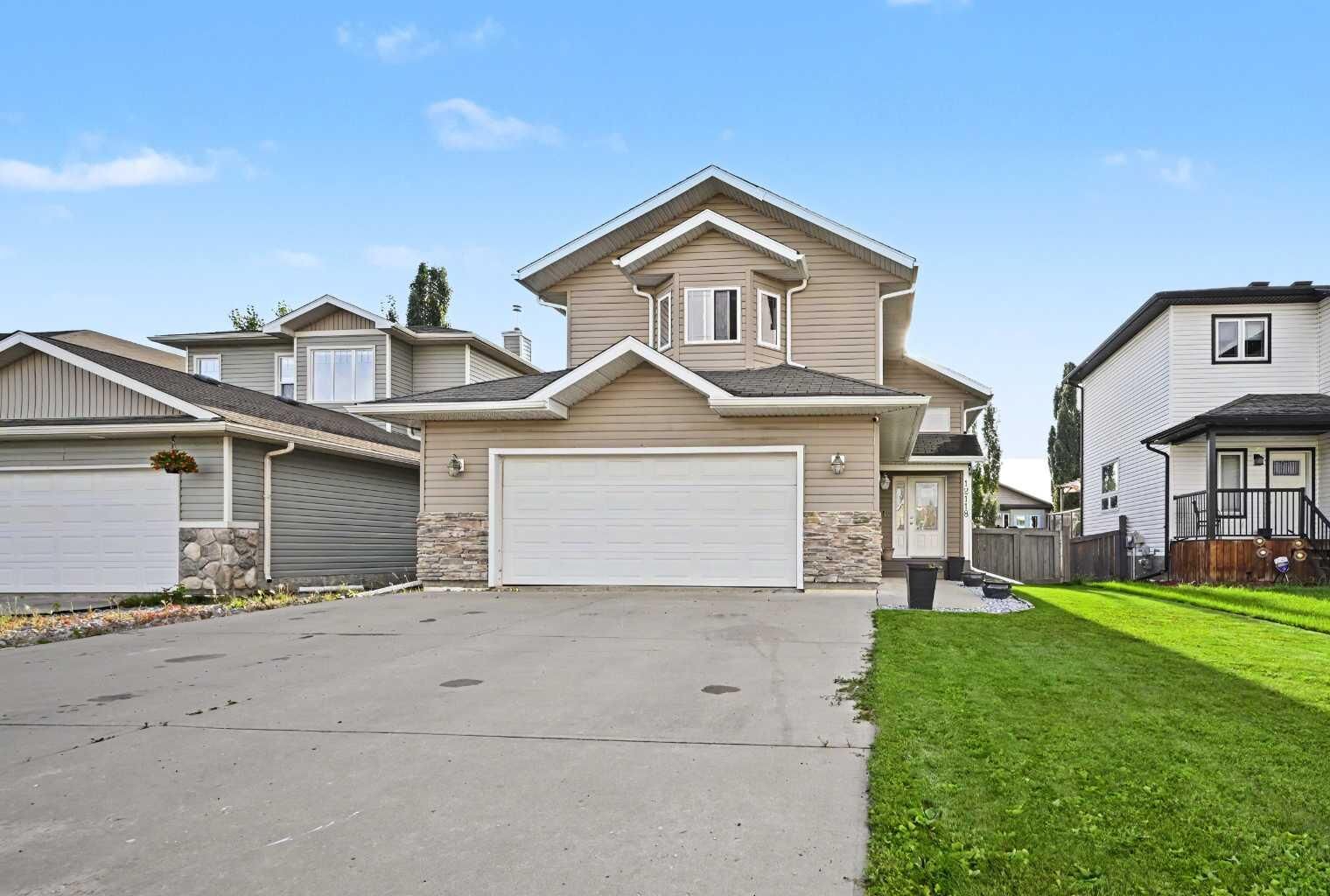 Property Photo:  12118 103A Street  AB T8V 2L5 