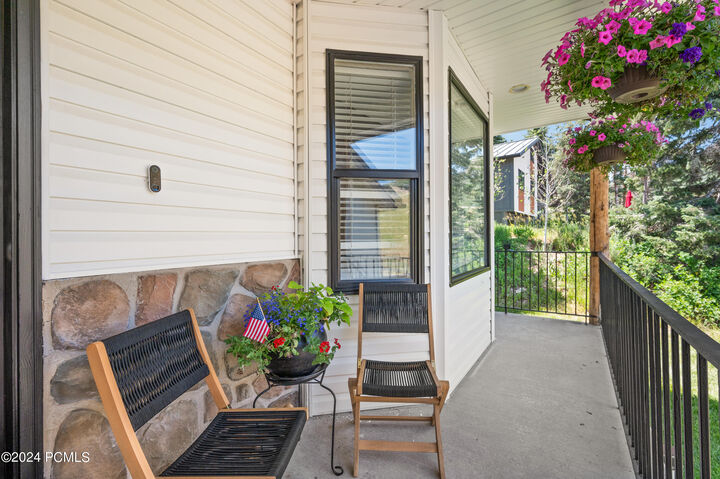Property Photo: 300 Aspen Drive UT 84098