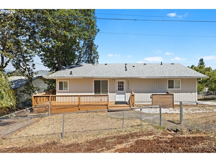 Property Photo: 2322 W Military Ave OR 97471