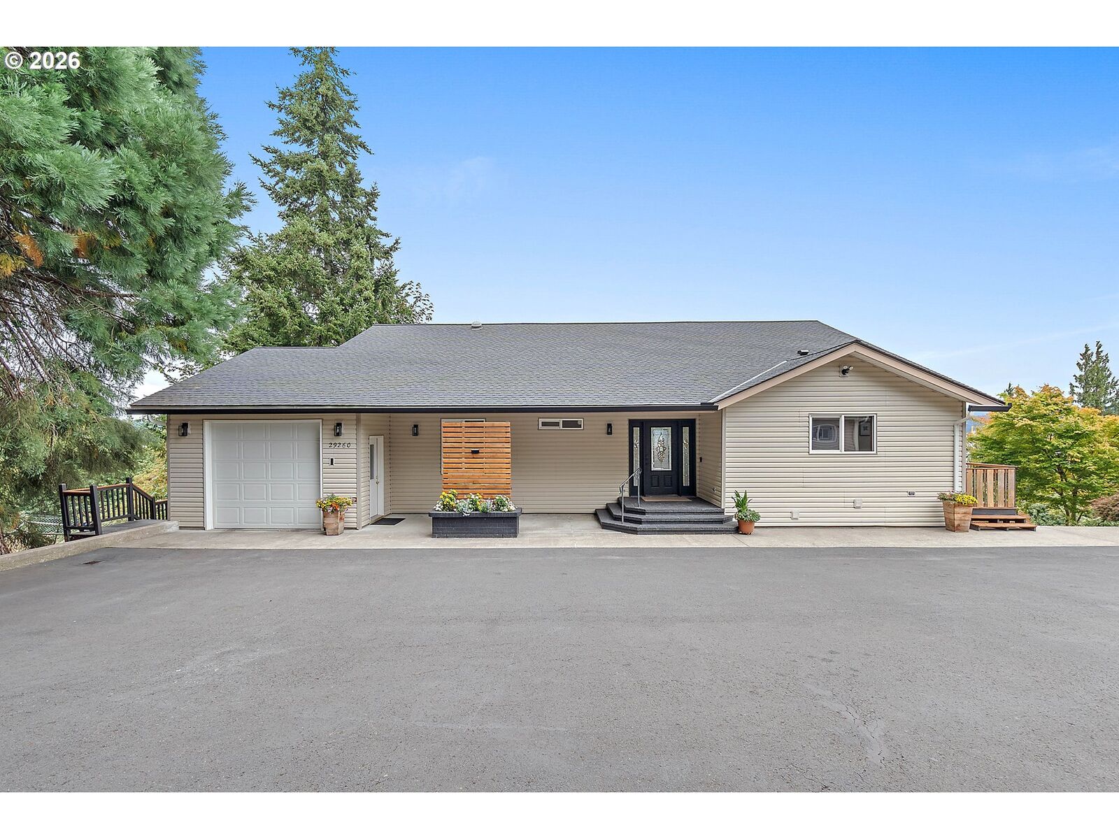 Property Photo:  29260 Harbor View Dr  OR 97048 