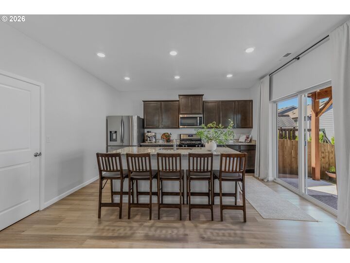 Property Photo:  4145 SW Thomas Ave  OR 97080 