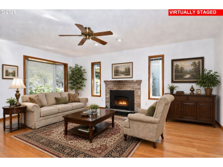 Property Photo:  8600 SE Hood St  OR 97015 