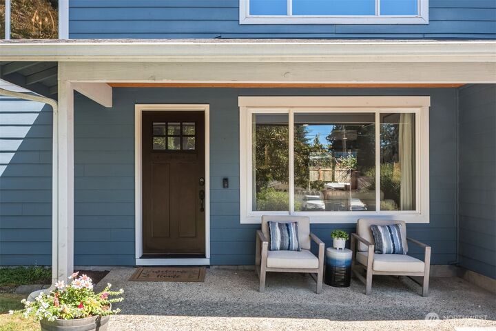 Property Photo:  9210  171st Avenue NE  WA 98052 