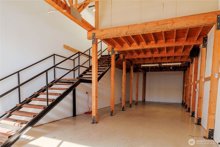 Property Photo:  1906  Midway Lane 303  WA 98226 
