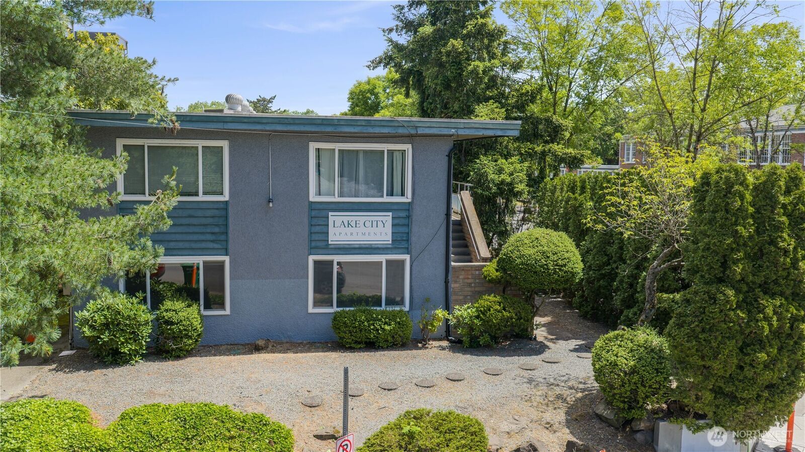 Property Photo:  2600 NE 125th Street  WA 98125 